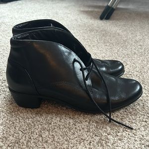 Ecco Lace Ankle Bootie